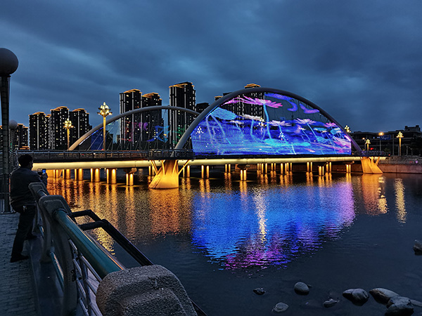 1742970194152440.jpg 高昌河道亮化.jpg